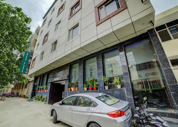 Hotel Smart Plaza-Near Delhi Airport New Delhi
